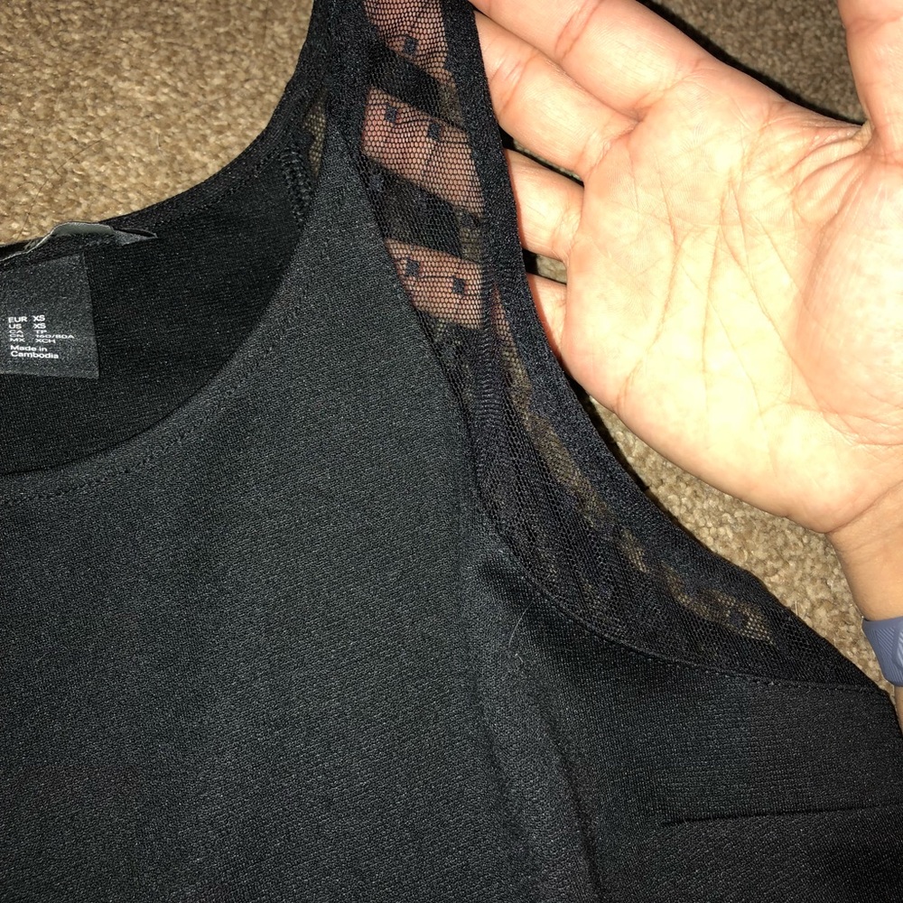 Black dress - Picture 2 of 3